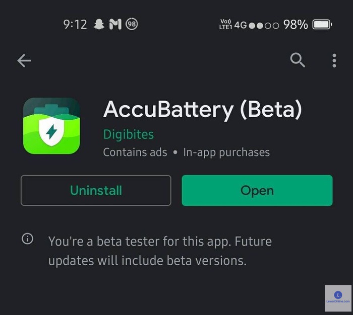 Download dan langsung install aplikasi Accu Battery pada Google Play Store terlebih dahulu.